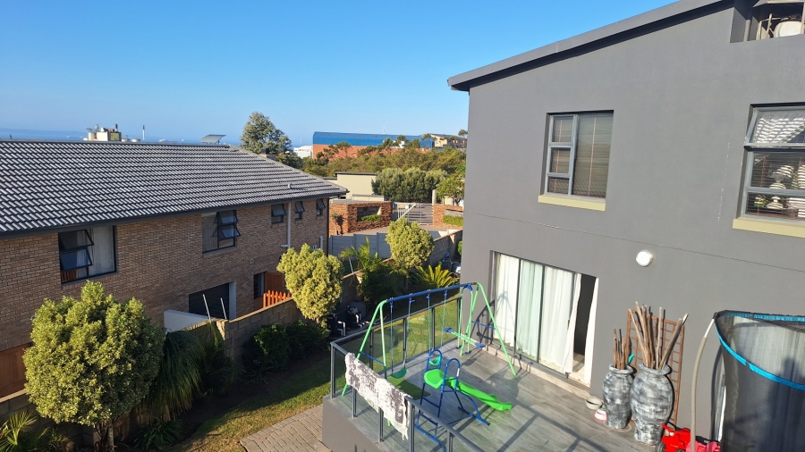 4 Bedroom Property for Sale in Island View Western Cape